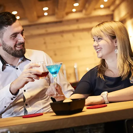 Der Postwirt 4* סול