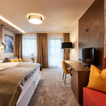 Hotel Der Postwirt - Alpen Lifestyle Mit Tradition 4*