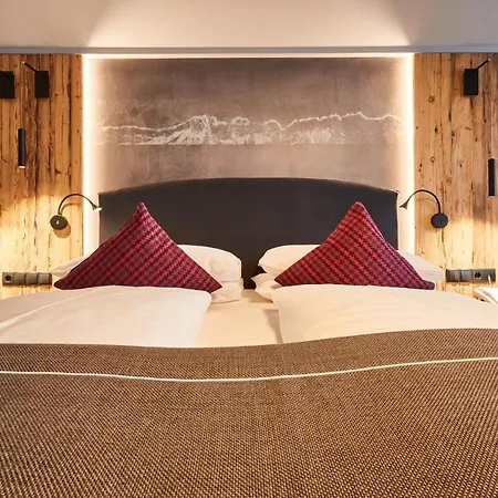 Der Postwirt - Alpen Lifestyle Mit Tradition 4* Söll