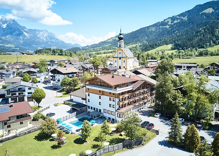 Hotel Der Postwirt 4*